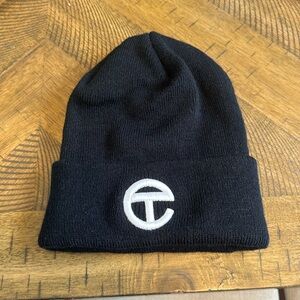 TELFAR Beanie Black/white